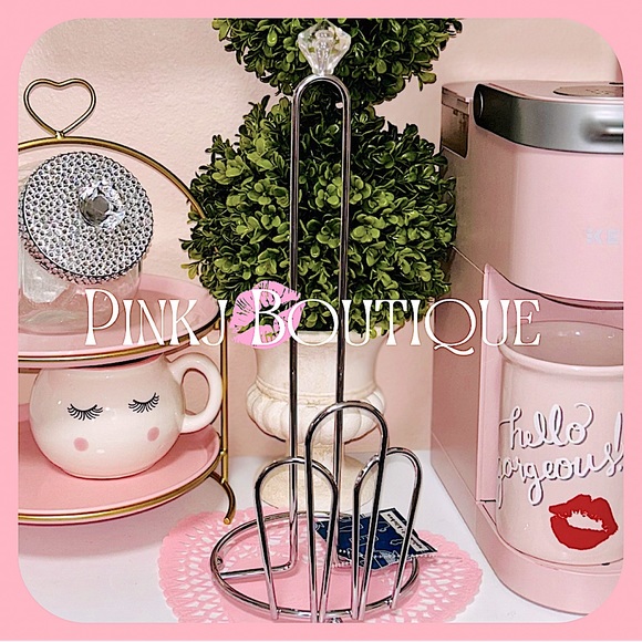 ππ‘{Paper Towel} Holder Silver Rhinestone Top | Unique Kitchen Glam Decor! - Picture 3 of 4